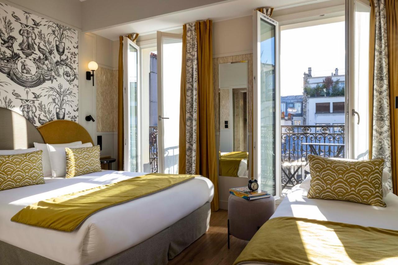 Quarto Triplo Superior com Varanda