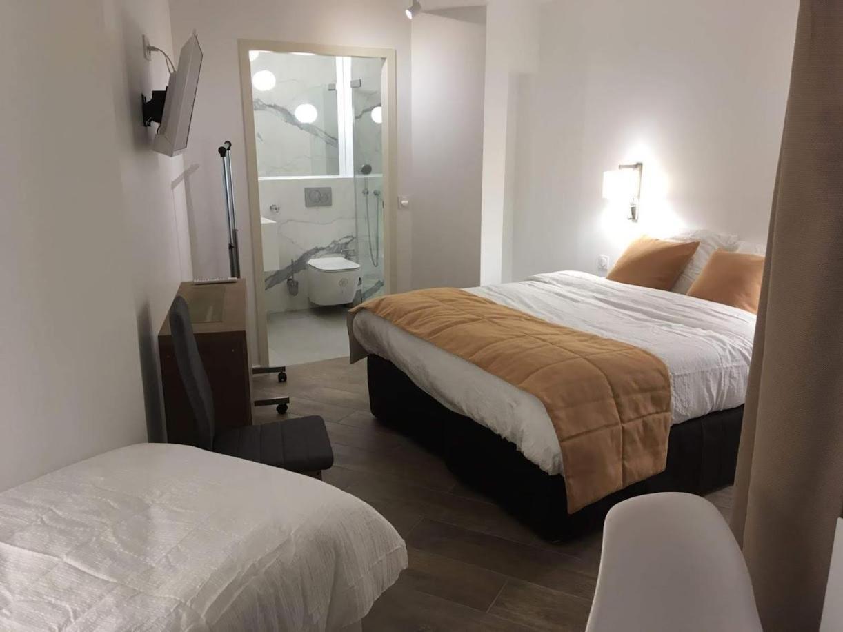 Superior Triple Room